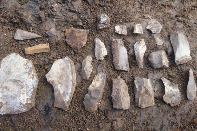 Beispiel von Steingeräten der jüngeren Steinzeit (Quelle: Andrea Wettinger)