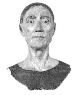 Restored upper part of the wooden figure of King Henry VII. The figure of Henry V is not preserved (Burden, S. 91, Abb. 4.2)