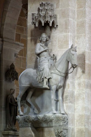Auch der berühmte Bamberger Reiter war ursprünglich bunt bemalt