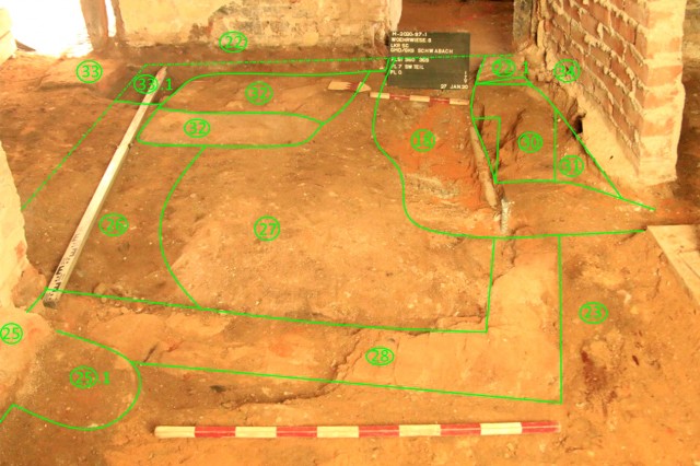 Befund 28 stellt vermutlich die Überreste einer ummauerten Gerbergrube aus der Mitte des 18. Jahrhunderts dar